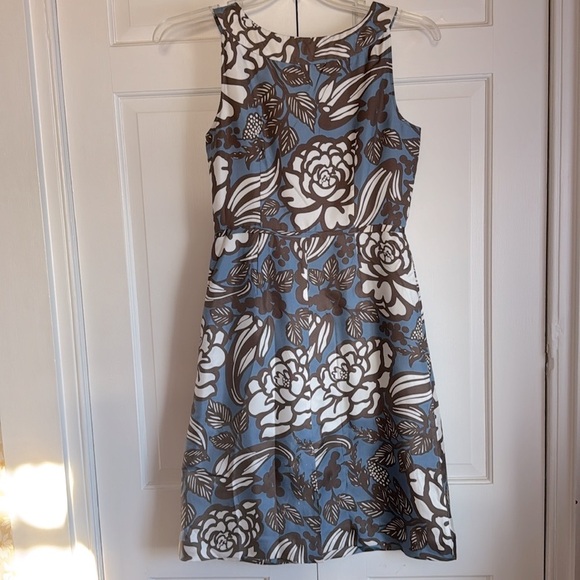 Beautiful Silk Boden Blue and Brown Floral Dress - Picture 2 of 8